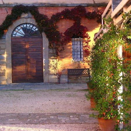 Villa Palagione Centro Interculturale Volterra Exteriör bild
