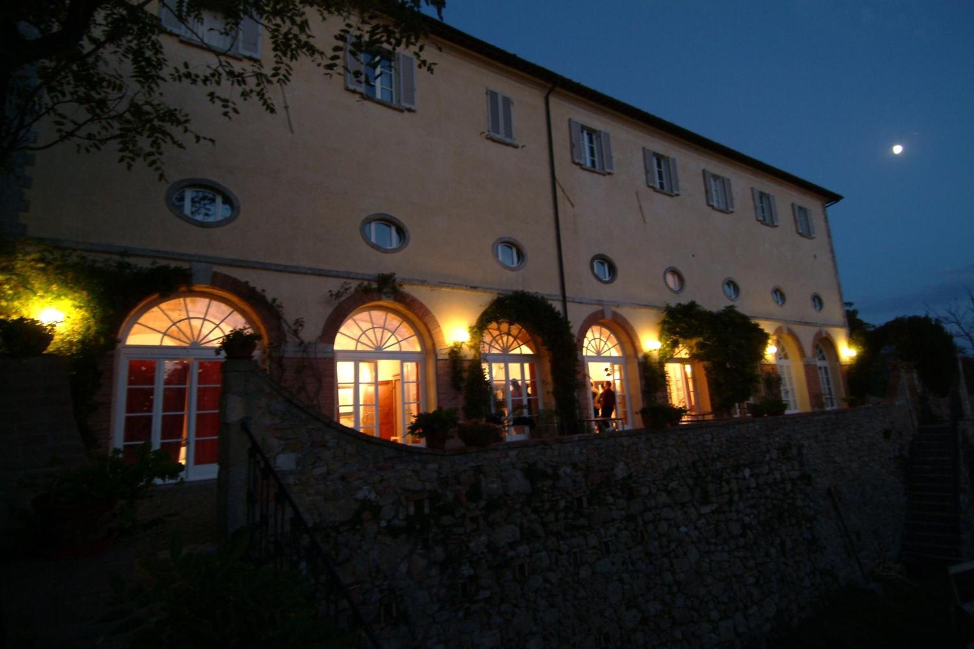 Villa Palagione Centro Interculturale Volterra Exteriör bild